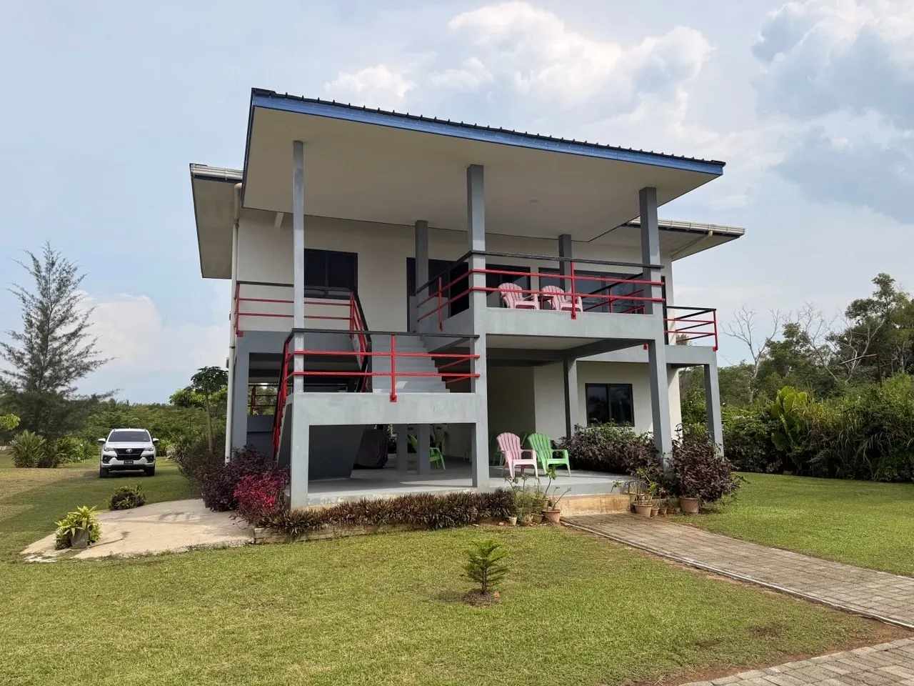 Beach Bungalow Papar 1