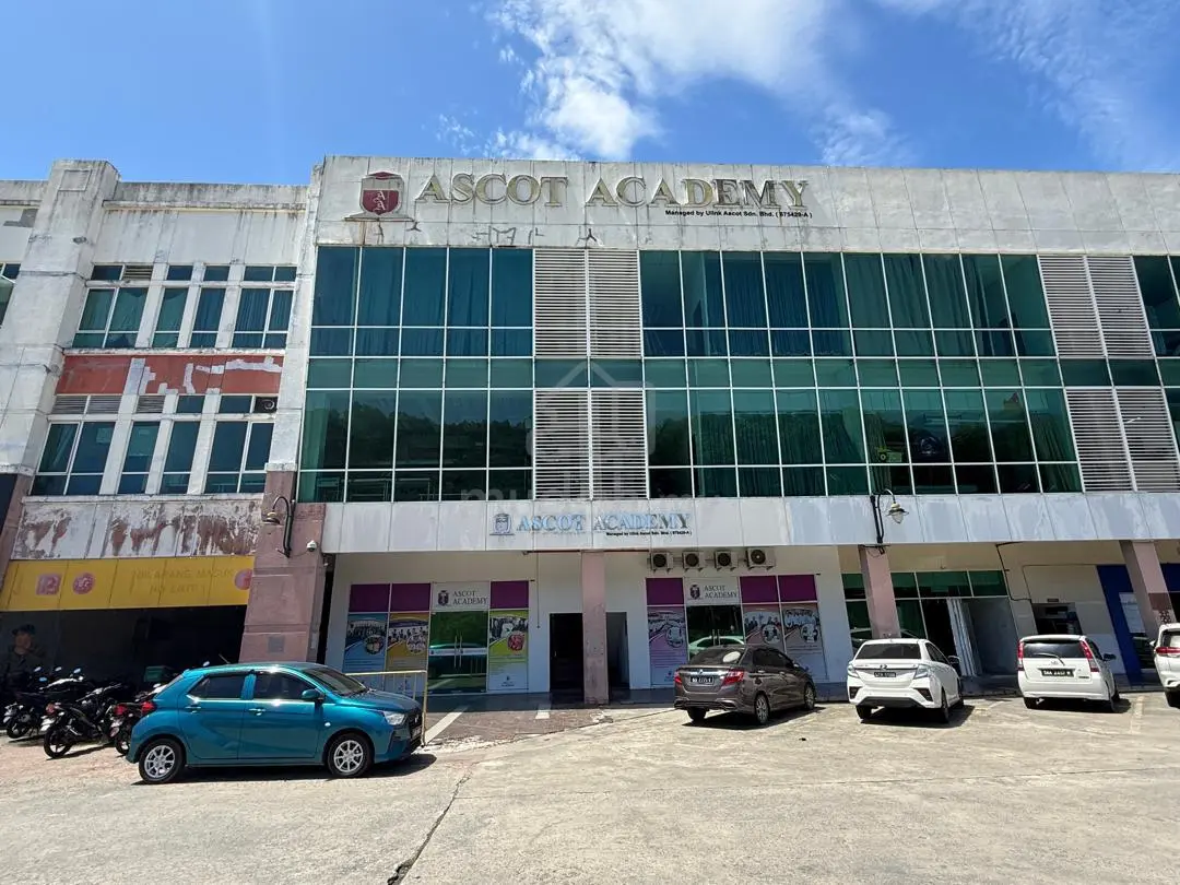 One-Borneo-Shop-Lot-1